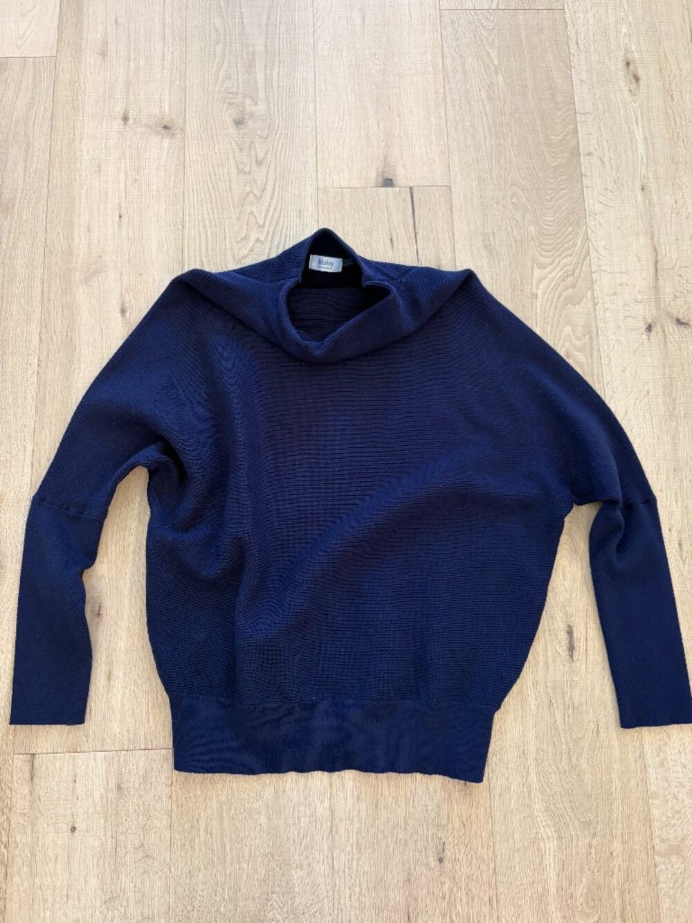 BLuIvy Knit Sweater - M/L